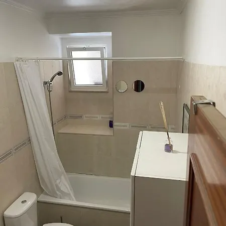 Quarto Duplo Espacoso Em Alfama Gasthuis *